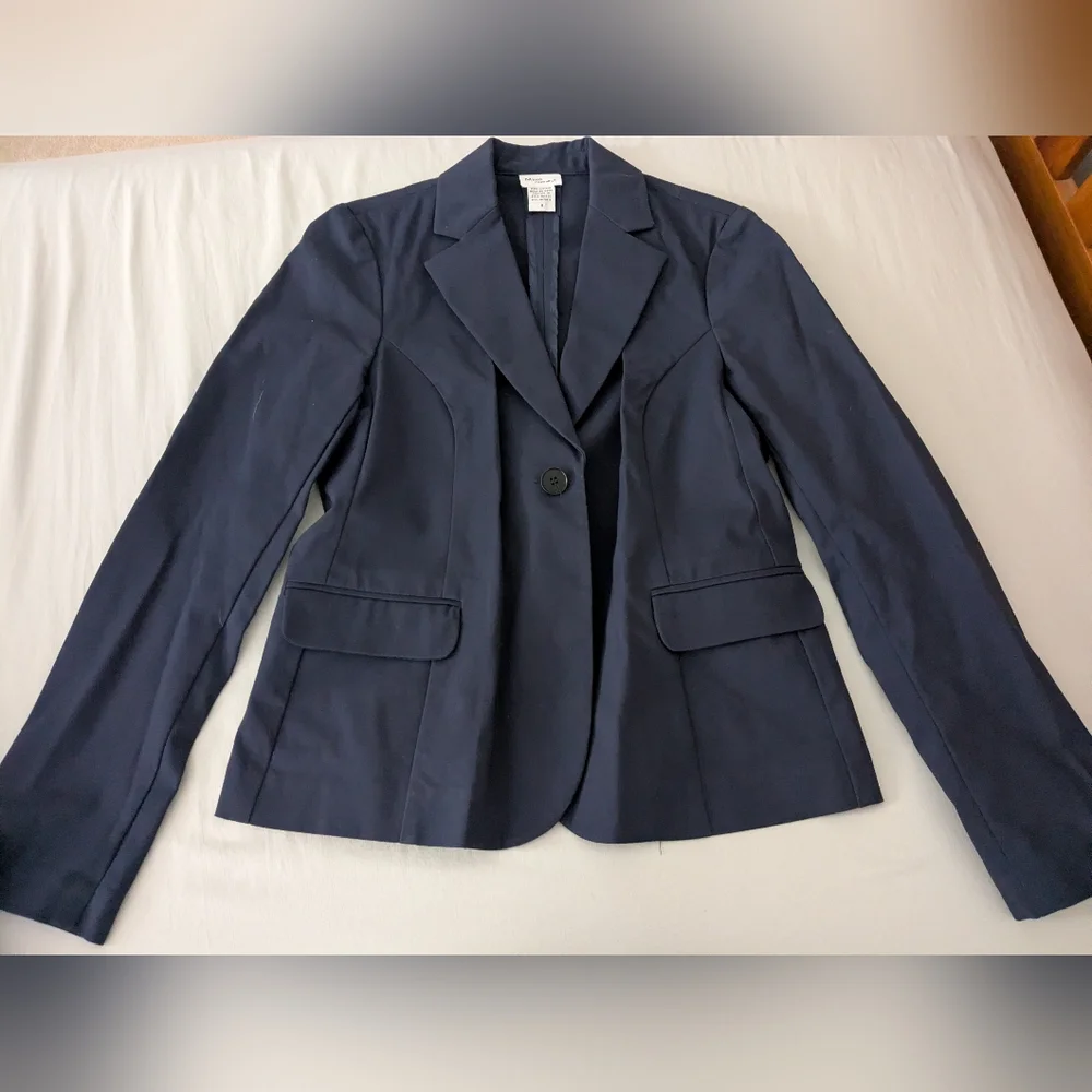 Navy Women's Tailored Blazer & Pants Set